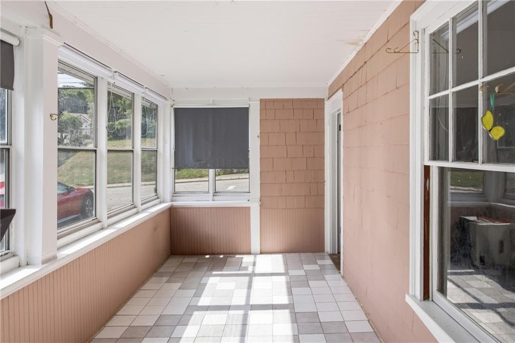 43 Sunset Avenue photo 20