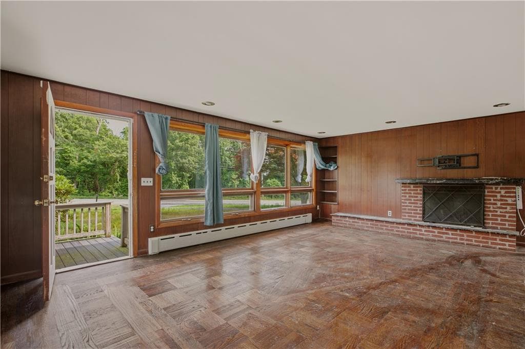 1639 Bulgarmarsh Road photo 11
