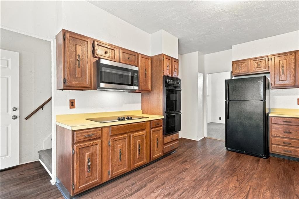 3 Whipple Avenue photo 11