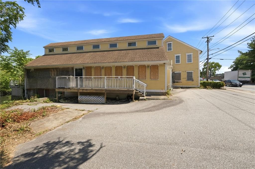 3376 Post Road photo 15
