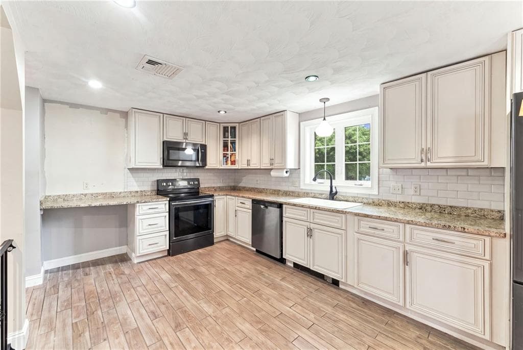 216 Hyde Street photo 6