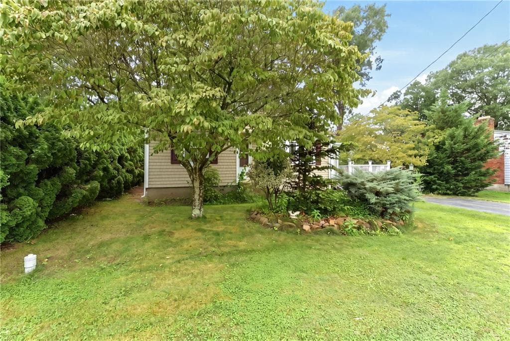 216 Hyde Street photo 35