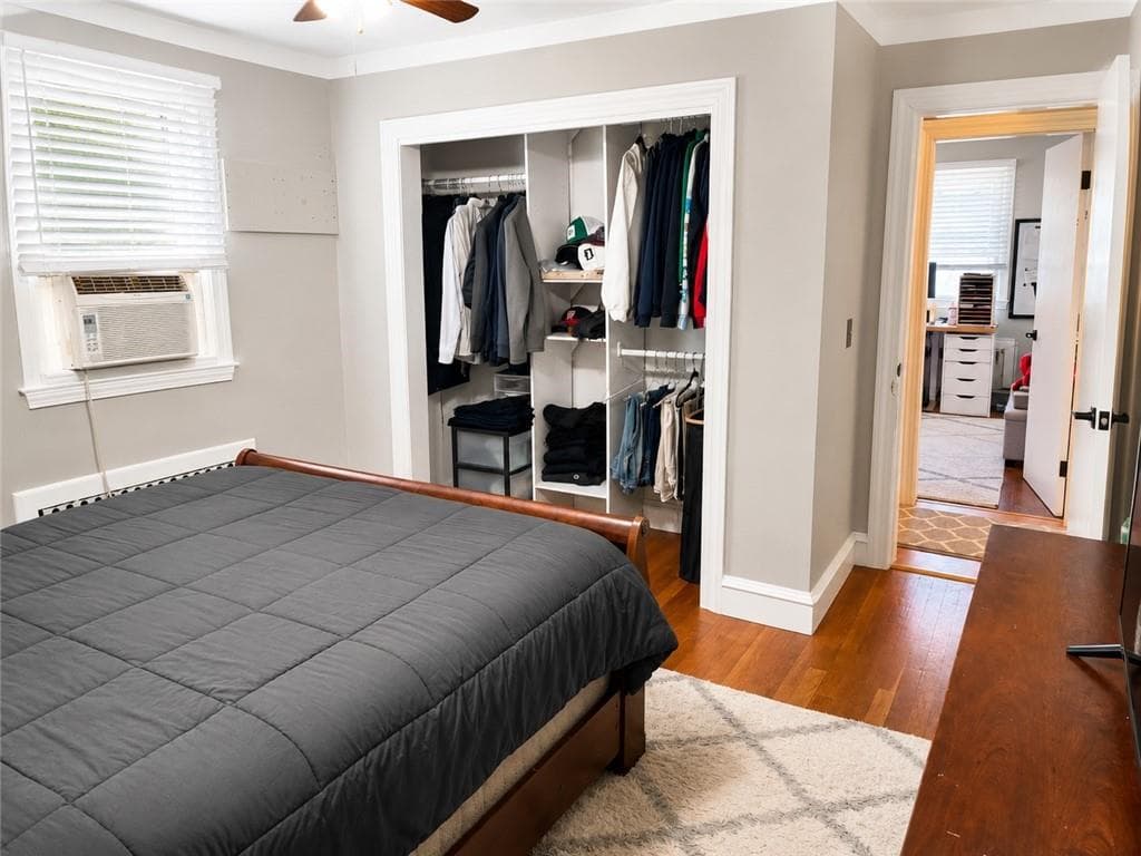 52 Tiffany Street photo 22