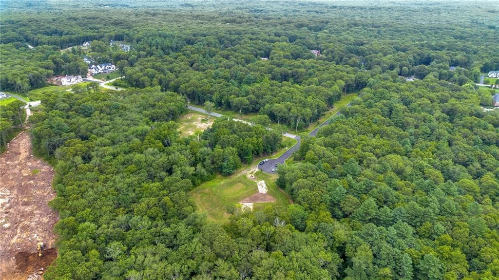 60 Highland Woods Drive