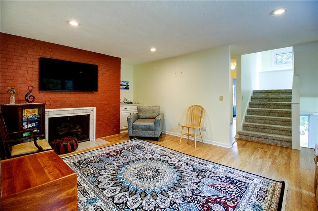 Condominium at 47 Wyndham Avenue, Providence, photo 3 of 17