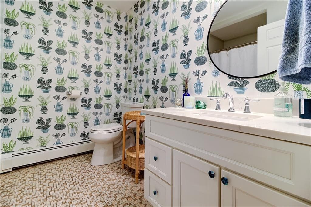 Condominium at 47 Wyndham Avenue, Providence, photo 9 of 17