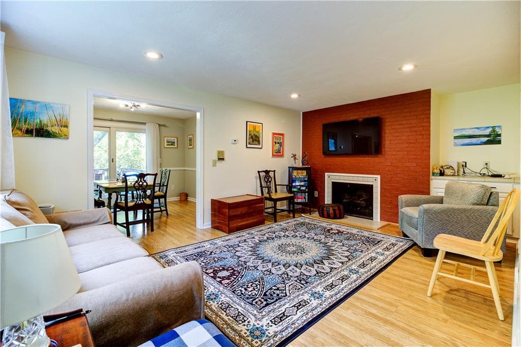 Condominium at 47 Wyndham Avenue, Providence, photo 4 of 17