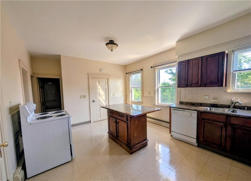 16 Colony Street photo 17