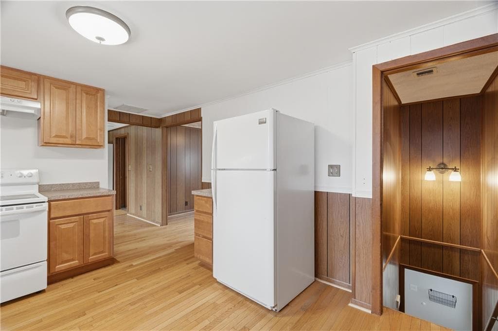 282 Ronald Avenue photo 24