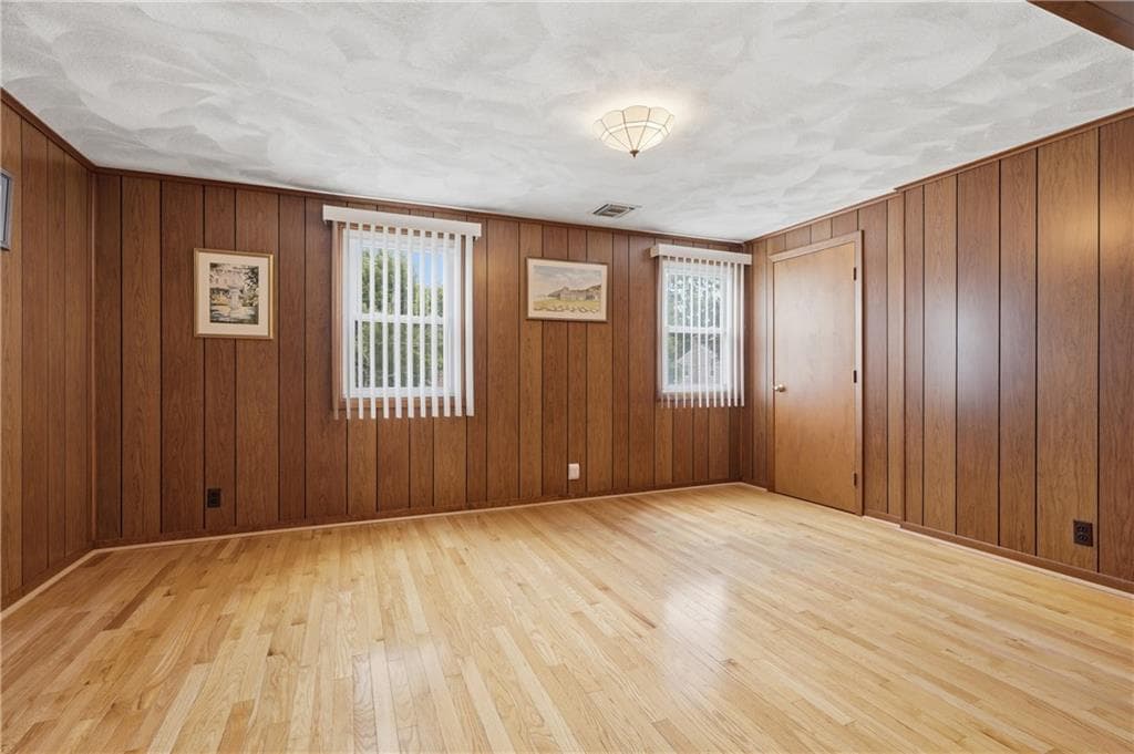 282 Ronald Avenue photo 31