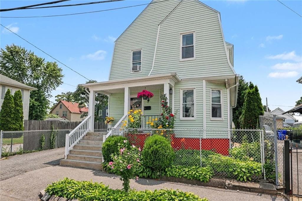 304 Indiana Avenue photo 4