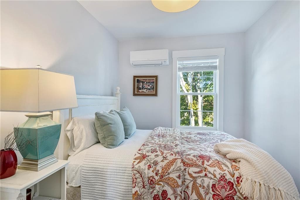 Condominium at 10 12 Champlin Street UNIT 10, Newport, photo 23 of 47