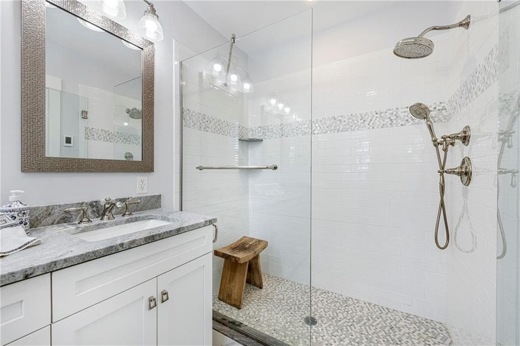 Condominium at 10 12 Champlin Street UNIT 10, Newport, photo 22 of 47