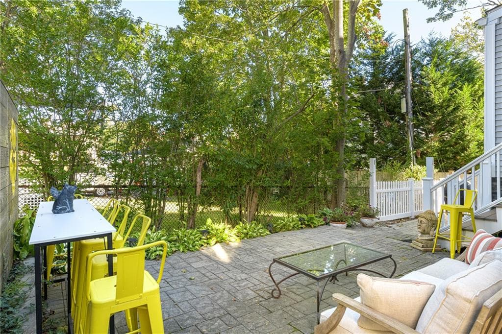 Condominium at 10 12 Champlin Street UNIT 10, Newport, photo 33 of 47