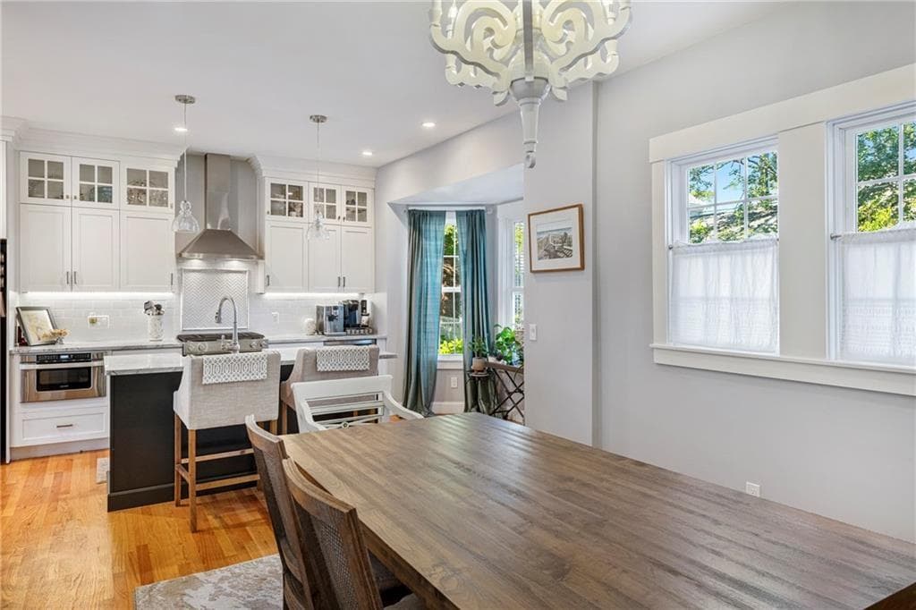 Condominium at 10 12 Champlin Street UNIT 10, Newport, photo 14 of 47