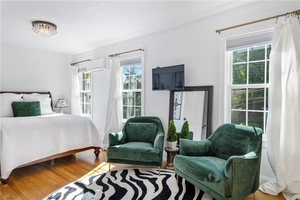 Condominium at 10 12 Champlin Street UNIT 10, Newport, photo 19 of 47