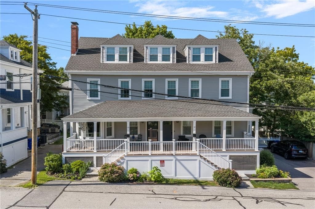 Condominium at 10 12 Champlin Street UNIT 10, Newport, photo 44 of 47