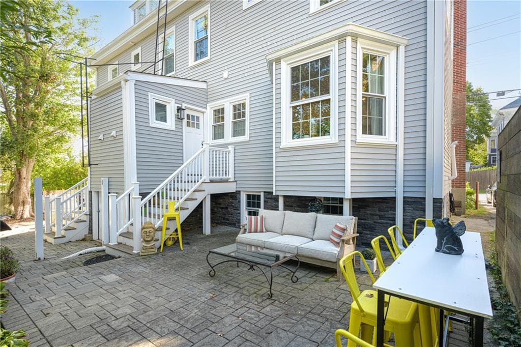 Condominium at 10 12 Champlin Street UNIT 10, Newport, photo 31 of 47