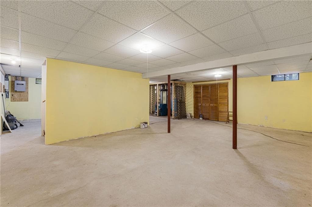 26 E Bayview Road photo 41