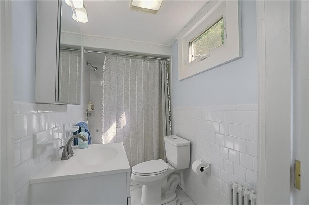 520 Middle Highway photo 16