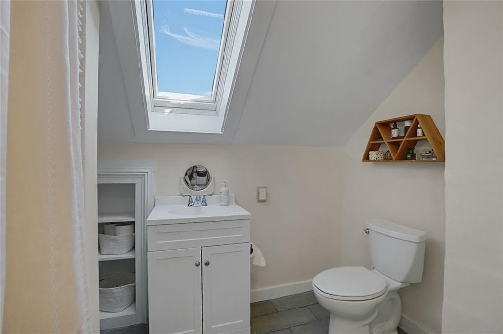 520 Middle Highway photo 20