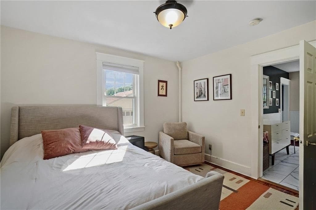 520 Middle Highway photo 18