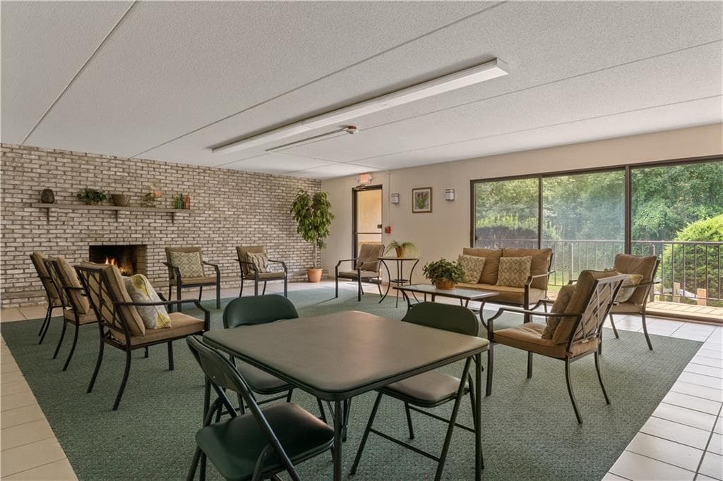 650 East Greenwich Avenue UNIT 5-405 photo 38