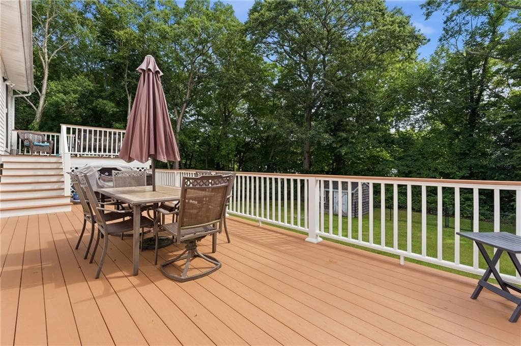 15 Clay Lane photo 14