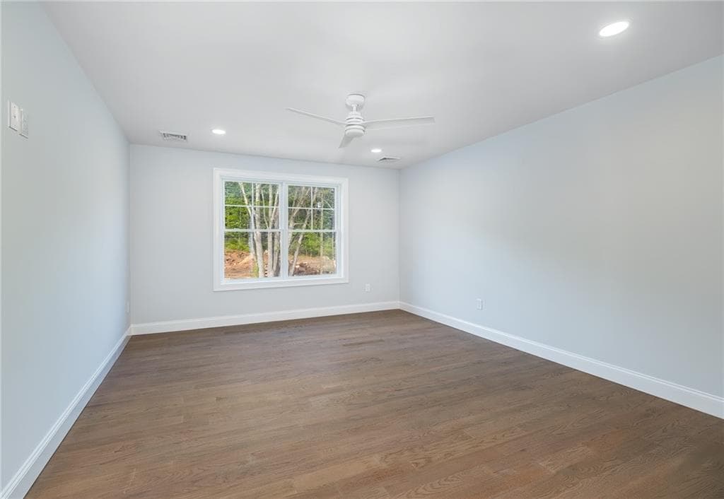 4 Upper Farm Way photo 15