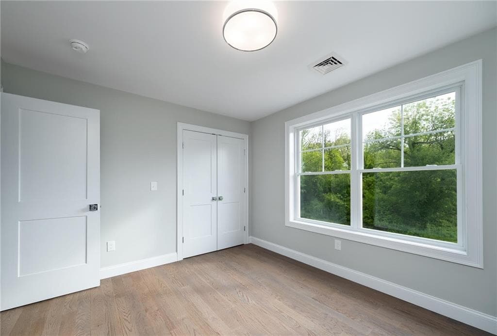 4 Upper Farm Way photo 19