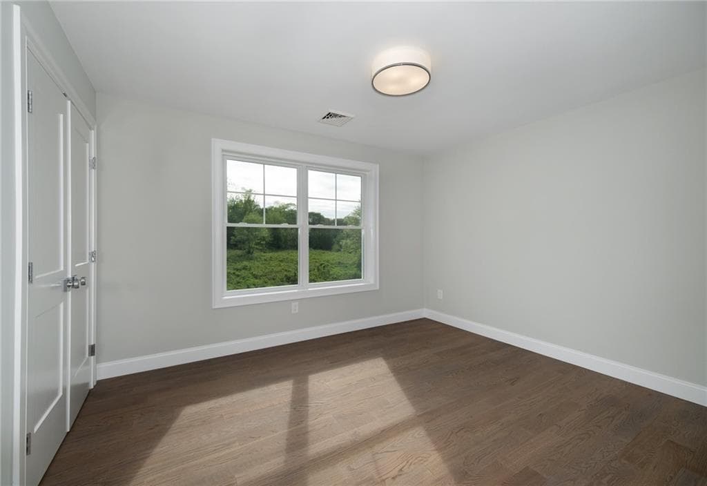 4 Upper Farm Way photo 21