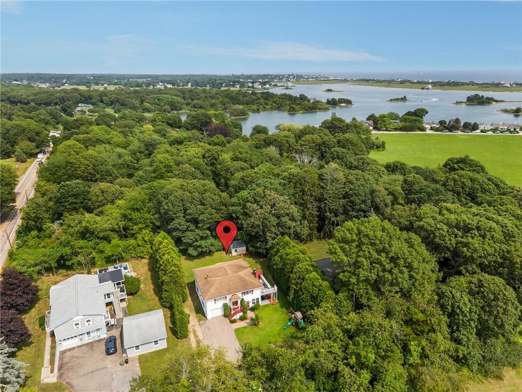 4 Nantucket Avenue photo 9