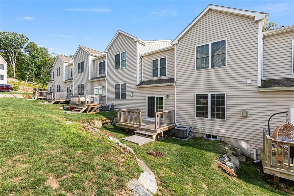 102 Hunting Hill Drive photo 35