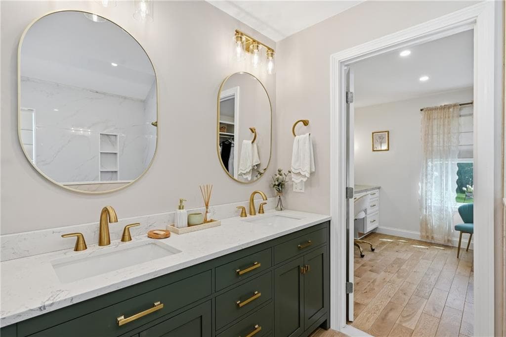 Single Family Residence at 95 Buttonwoods Road, Richmond, photo 17 of 49