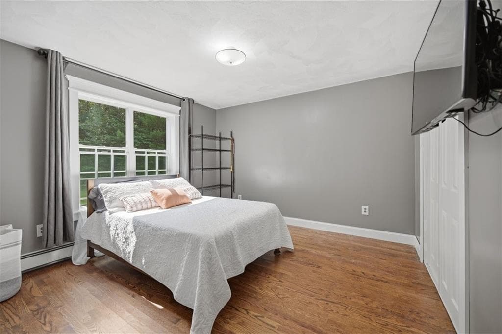 884 Reynolds Road photo 31