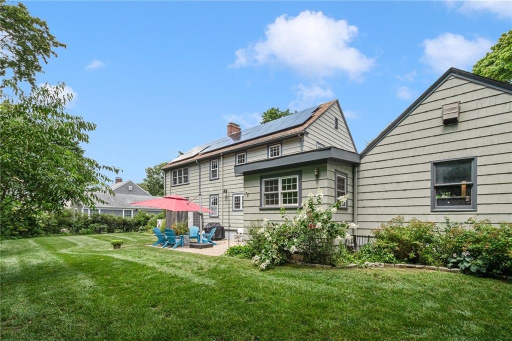 14 Mosher Drive photo 2