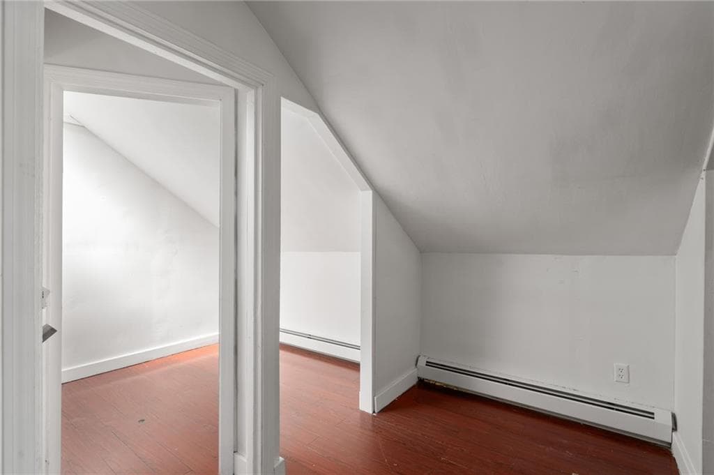 294 Admiral Street photo 18