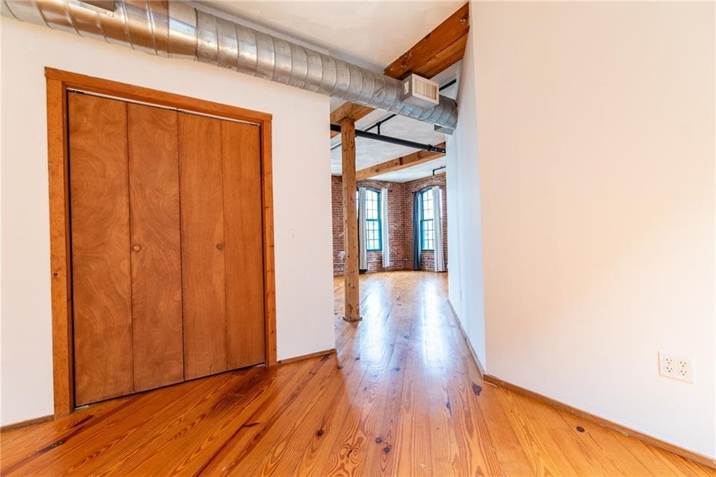 407 Pine Street UNIT 305 photo 9