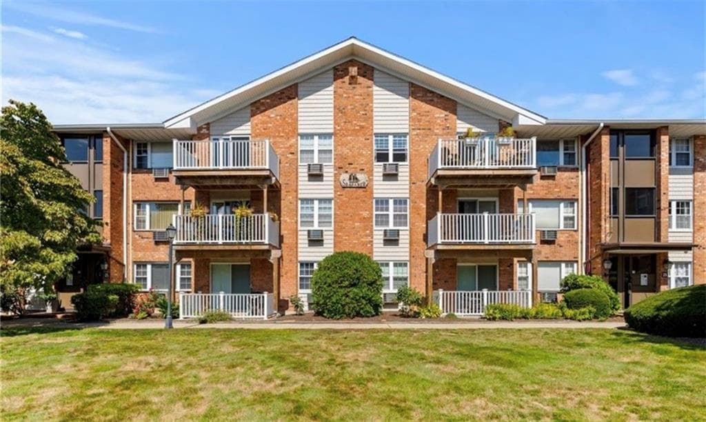 25 Bullocks Point Avenue UNIT 5C