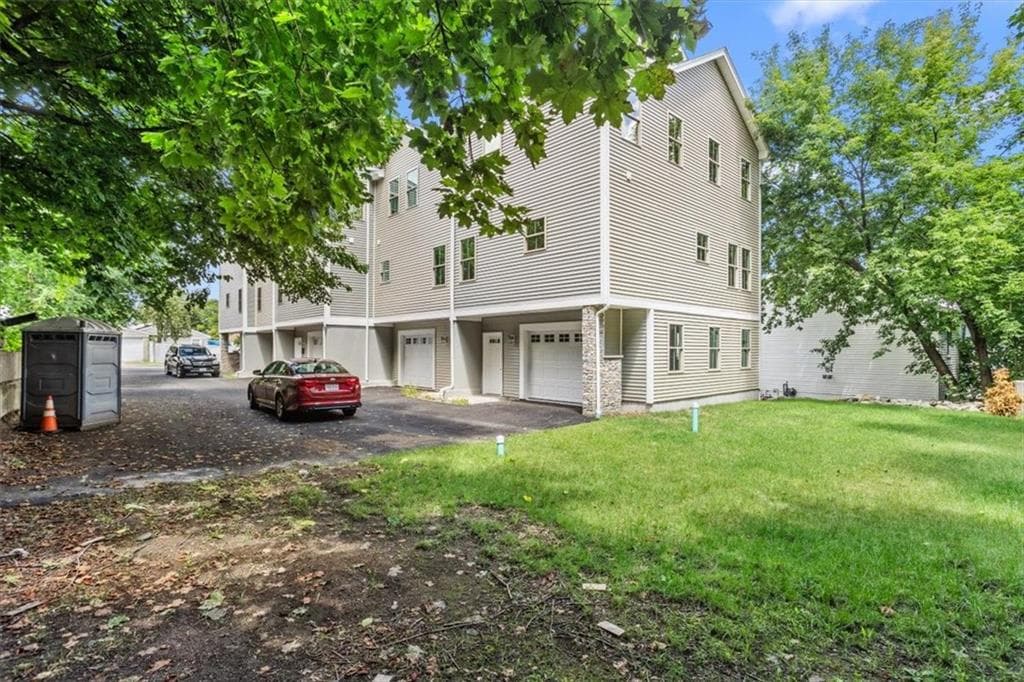 11 Stone Street UNIT A photo 28