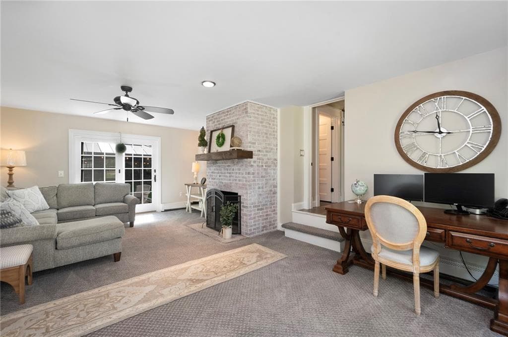 Single Family Residence at 178 D Queens River Drive, South Kingstown, photo 13 of 34