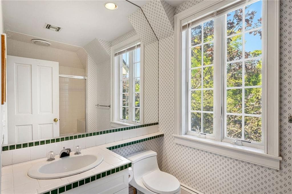 517 Tuckerman Avenue photo 30
