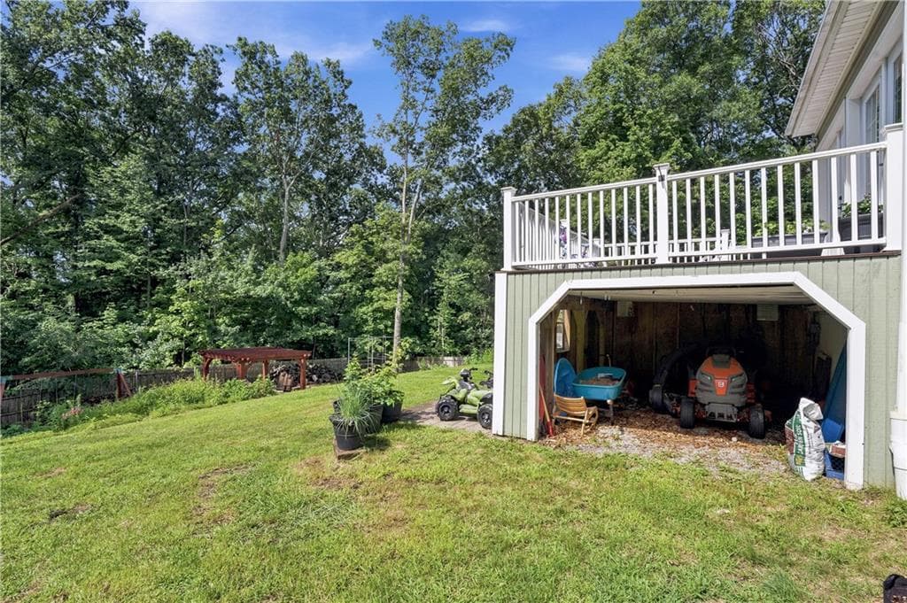 7 Byrd Avenue photo 19
