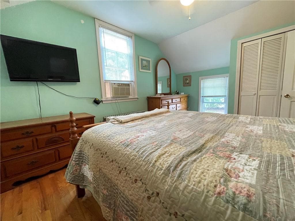 Multi Family at 348 350 MARKET , St, Warren, photo 37 of 50