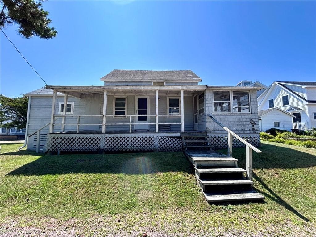 Single Family Residence at 834 A West Beach Road, Charlestown, photo 10 of 28