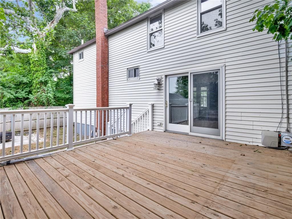 38 Padelford Avenue photo 32