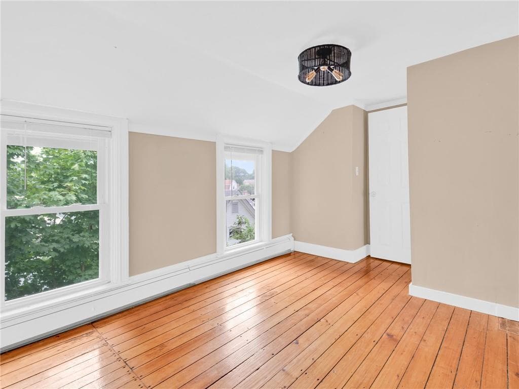 38 Padelford Avenue photo 29