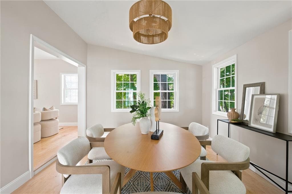 11 Juniper Street photo 10