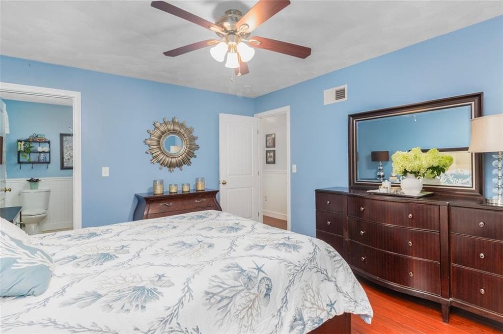 33 Charles Avenue photo 16