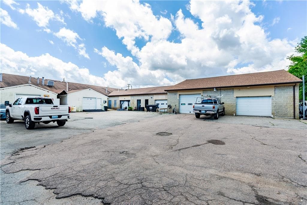 2077 West Shore Road photo 30